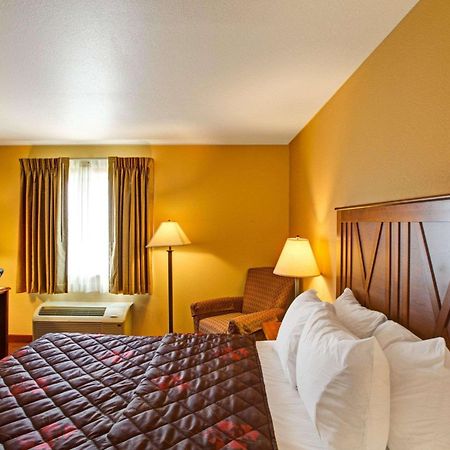Rodeway Inn & Suites Phillipsburg Exteriér fotografie