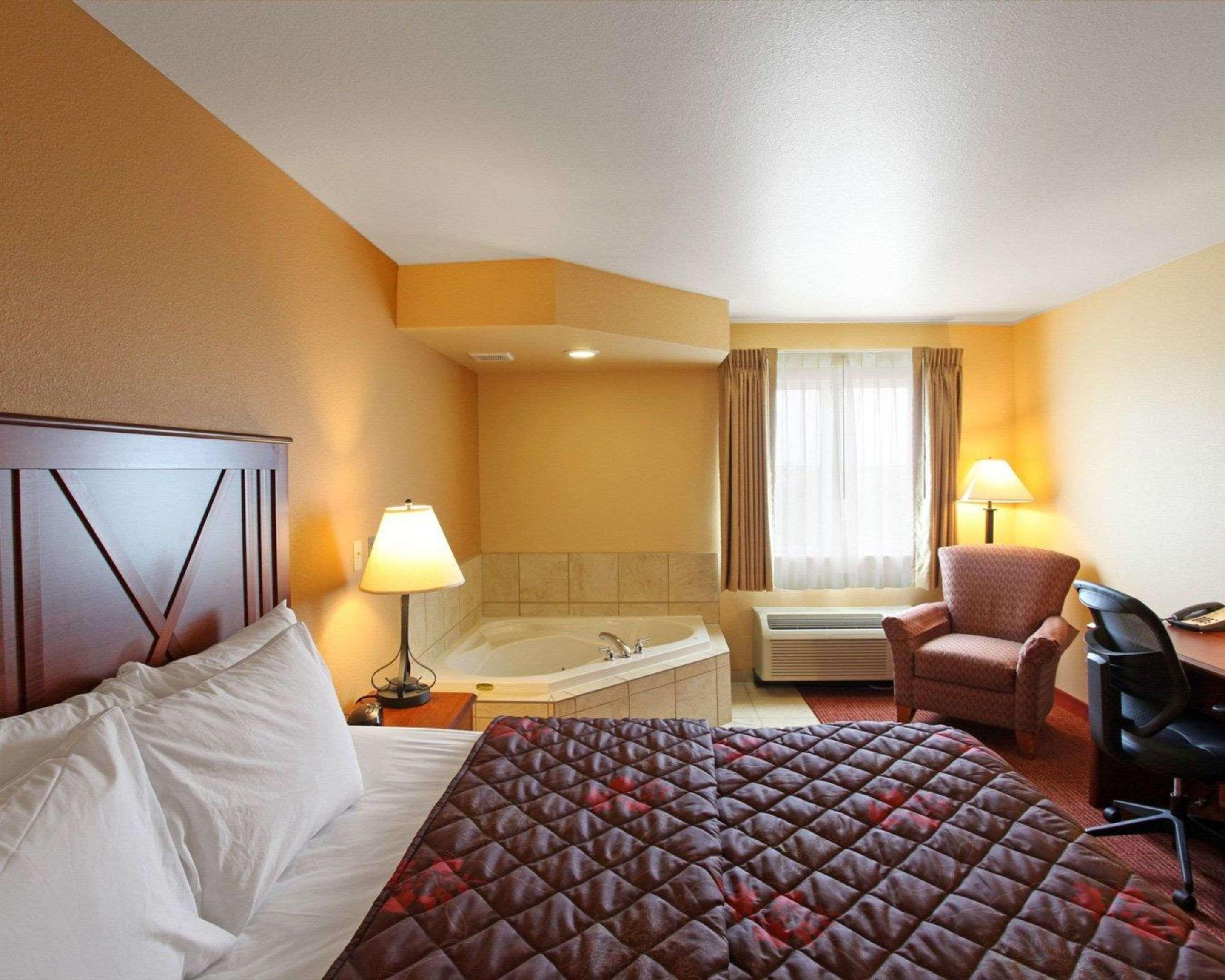 Rodeway Inn & Suites Phillipsburg Exteriér fotografie