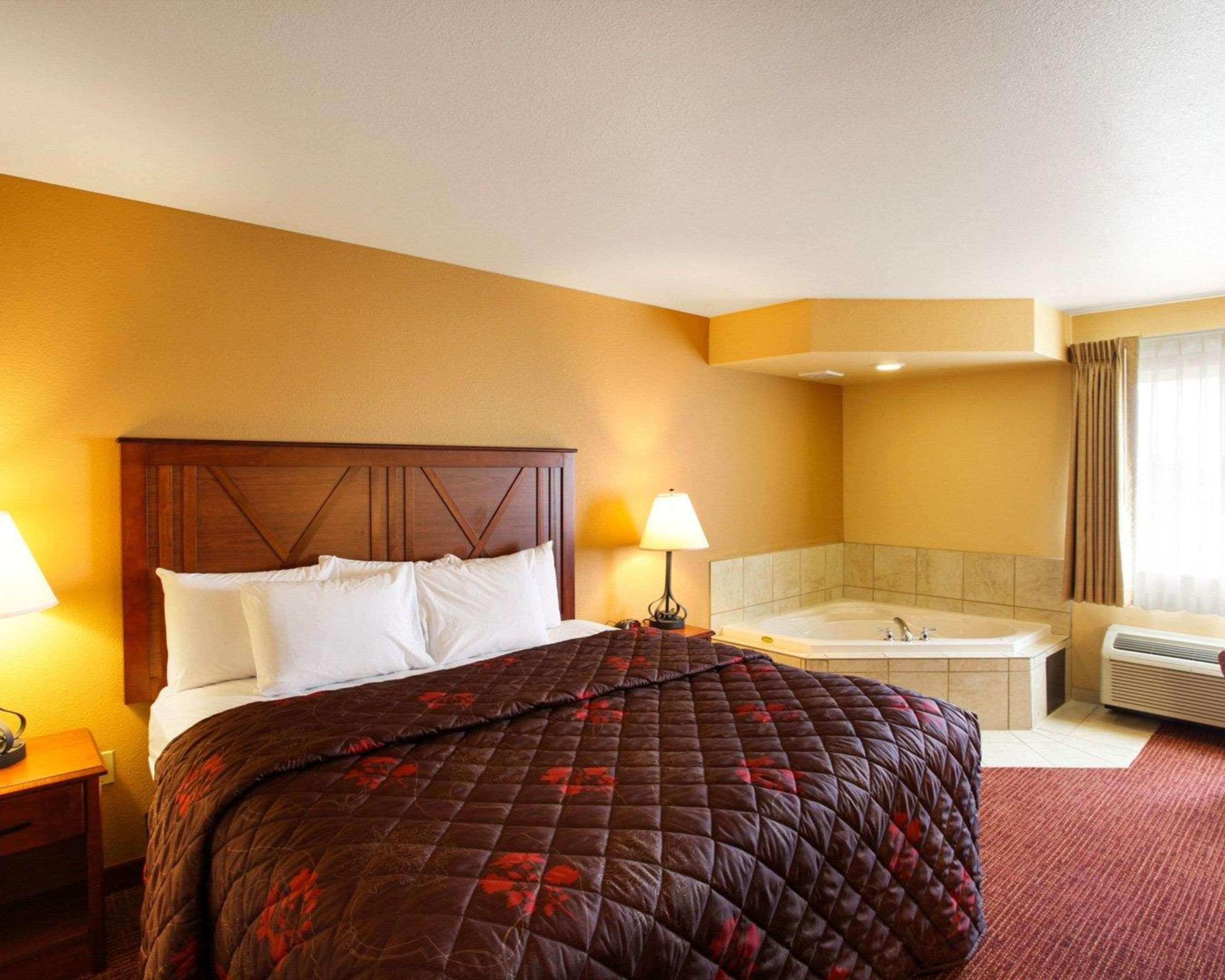 Rodeway Inn & Suites Phillipsburg Exteriér fotografie