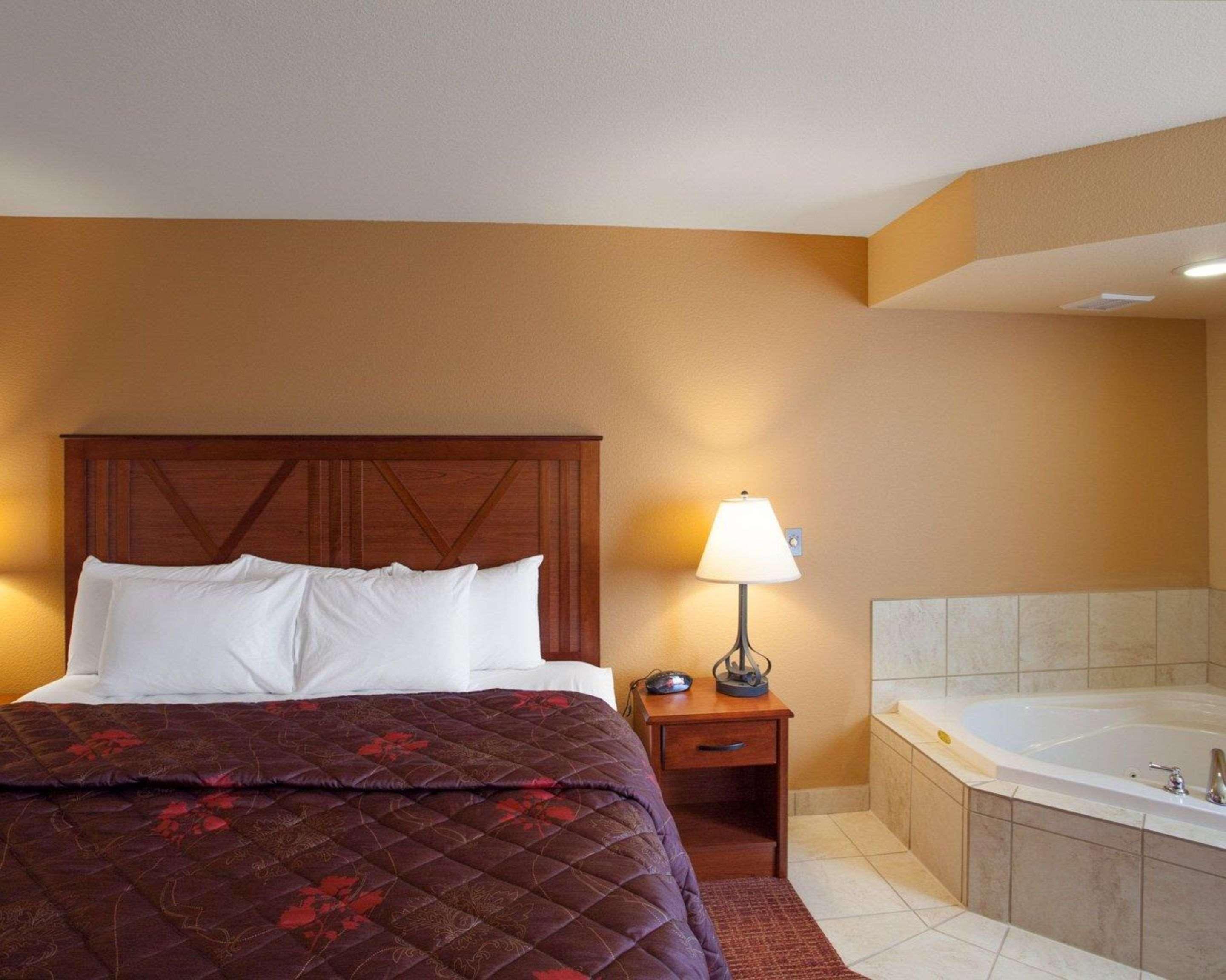 Rodeway Inn & Suites Phillipsburg Exteriér fotografie